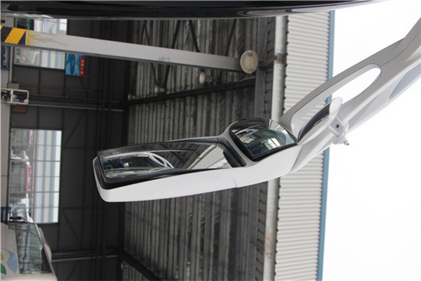 南京金龙NJL6118BEV1客车（纯电动24-53座）