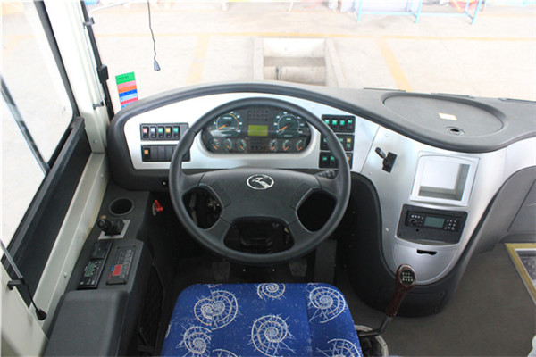 南京金龙NJL6107Y5客车（柴油国五24-55座）