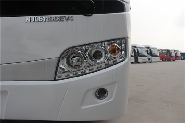 南京金龙NJL6118BEV7客车（纯电动24-53座）