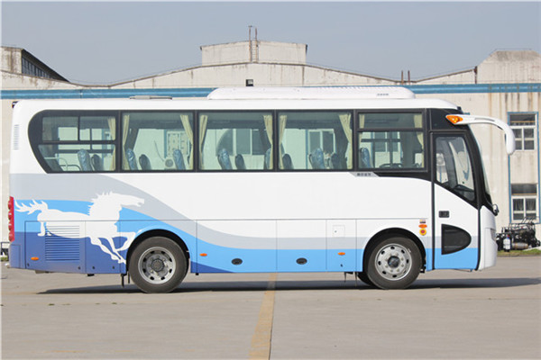 南京金龙NJL6808YA5客车（柴油国五24-35座）