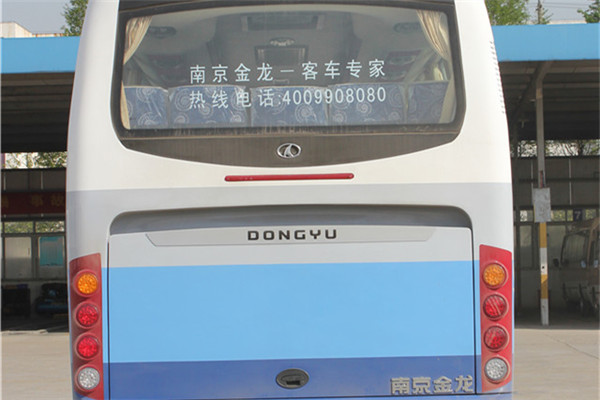 南京金龙NJL6808YA5客车（柴油国五24-35座）