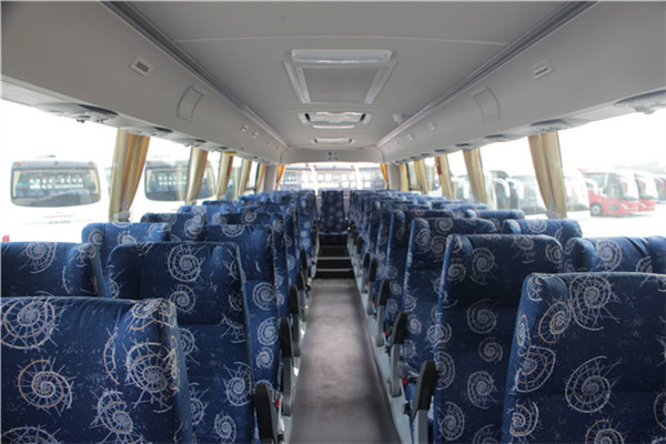 南京金龙NJL6808YA5客车（柴油国五24-35座）