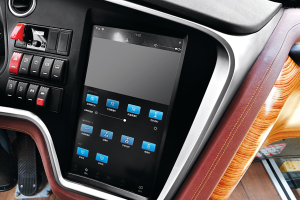 金旅XML6129J15S客车（柴油国五24-55座）