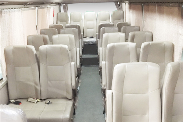 晶马JMV6820BEV3客车（纯电动24-38座）