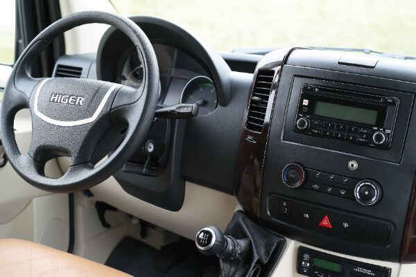 海格KLQ6701E5客车（柴油国五10-20座）