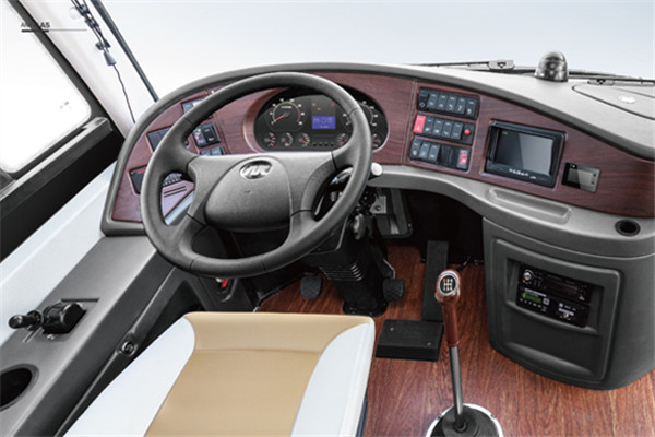 安凯HFF6781KD1E5B客车（柴油国五24-32座）