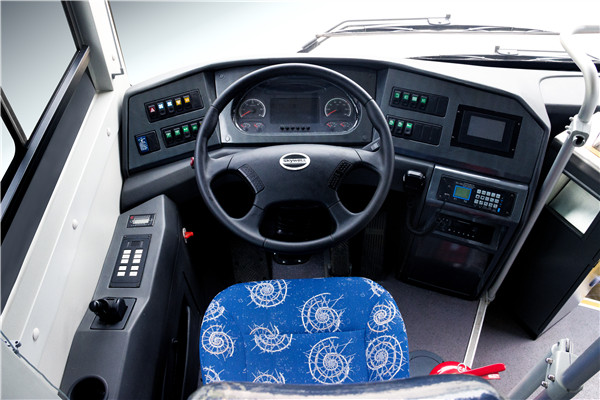 南京金龙NJL6809EVG公交车（纯电动13-28座）