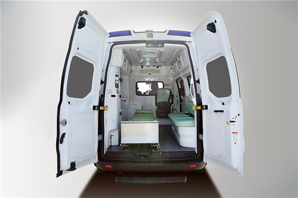 宇通ZK5033XJH35救护车（汽油国五4-8座）