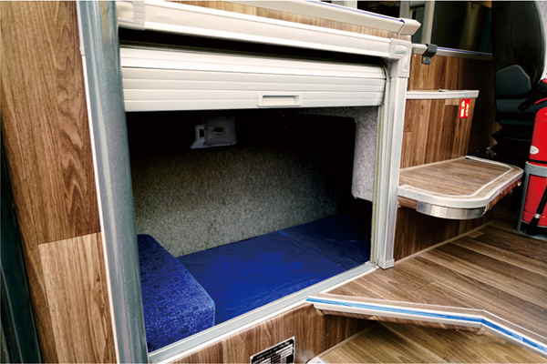 海格KLQ6127BAE52客车（柴油国五24-56座）