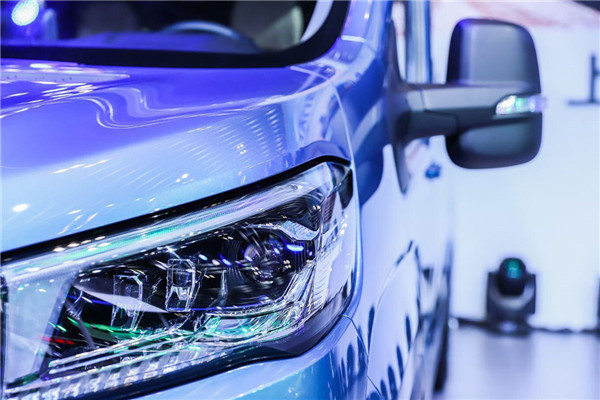 上汽大通SH6521J2DB多用途轻客（柴油国六5-9座）