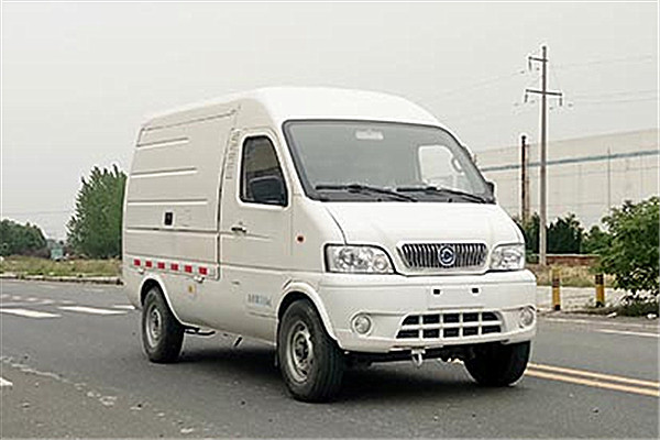 申龙SLK5031XXYBEVY厢式运输车（纯电动2座）