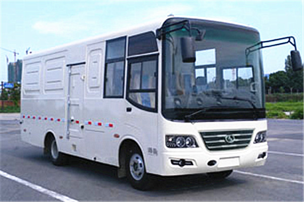 少林SLG5090XXYC5E厢式运输车（柴油国五2-6座）