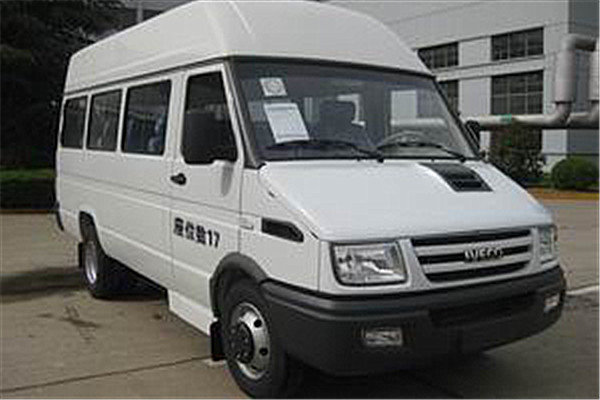 南京依维柯NJ6605AC客车（柴油国五10-17座）