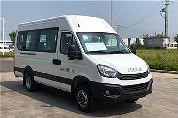 南京依维柯NJ6605ECM2多用途乘用车（柴油国五7-9座）