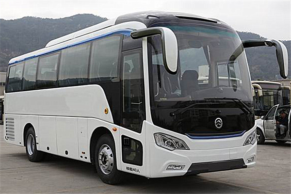 金旅XML6909J16Y客车（柴油国六24-40座）