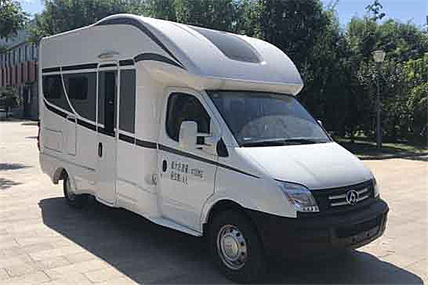 海格KLQ5041XLJE50旅居车（柴油国五2-6座）