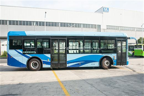 亚星JS6108GHEV19插电式公交车（柴油/电混动国五17-42座）