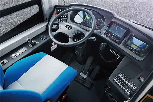 格力钛GTQ6121BEVB31公交车（纯电动22-37座）