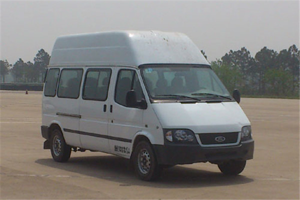 江铃全顺JX6541P-M5客车（汽油国五10-15座）