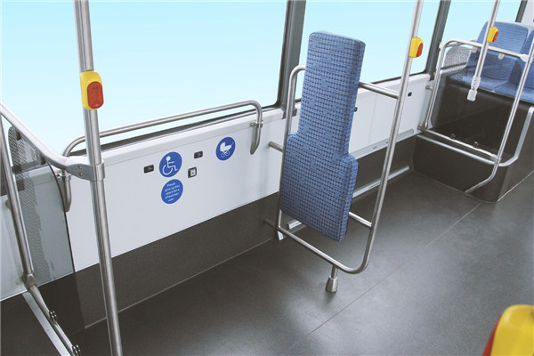 智电HYK6121GBEV低入口公交车（纯电动24-41座）