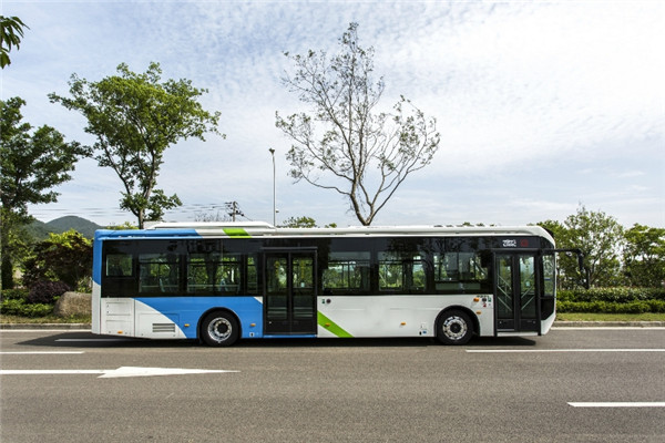 浙江中车CSR6121GLEV5公交车（纯电动17-45座）