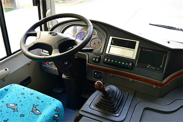 华新HM6600CFD5J公交车（柴油国五11-19座）