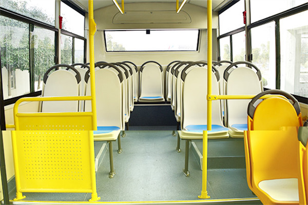 华新HM6780CFD5X公交车（柴油国五19-33座）