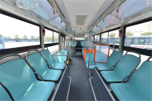 宏远KMT6106GBEV2公交车（纯电动19-39座）