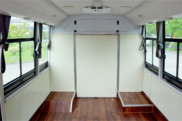 华新HM5050XAJ安检车（柴油国五2-7座）