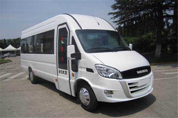 南京依维柯NJ6725DC8客车（柴油国五17-20座）